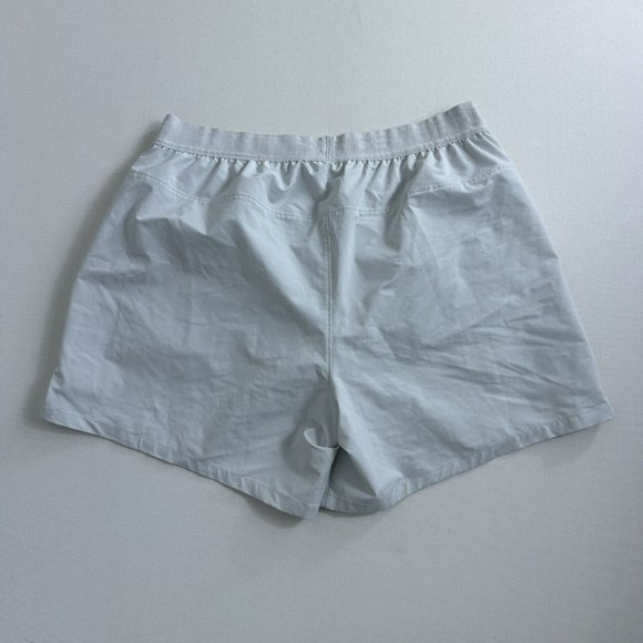 THE NORTH FACE WINDWALL Women Medium Lined 2.5" Shorts Gray Active Hiking‎ - Picture 2 of 6